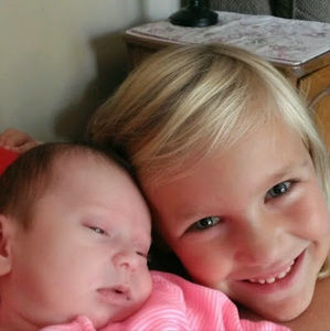 Meet your Posher, Crystal